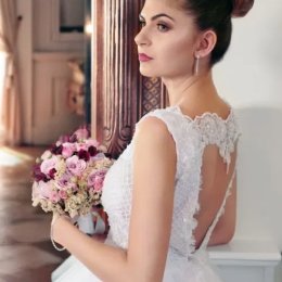 Salonik Królewny Pracownia Krawiecka - Suknie ślubne