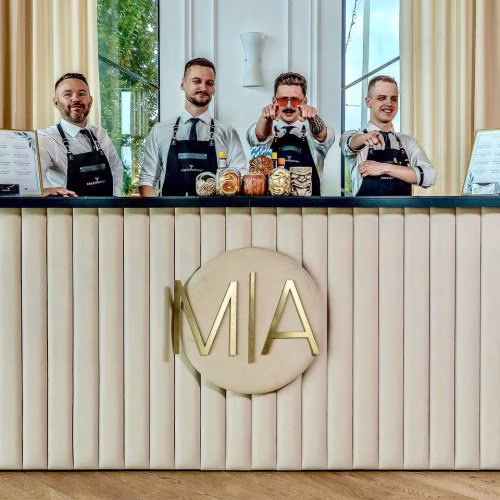 Cocktail Group - usługi barmańskie na Twoje przyjęcie! - Barman na wesele