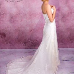 PRACOWNIA SUKIEN ŚLUBNYCH WIECZOROWYCH I DZIECIĘCYCH Daria - Suknie ślubne