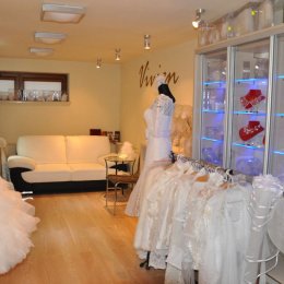 Vivien Salon Sukien Ślubnych - Suknie ślubne