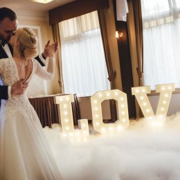 FotoBudka Taniec w chmurach Prezent balonowy Balony LED - Animatorzy dla dzieci