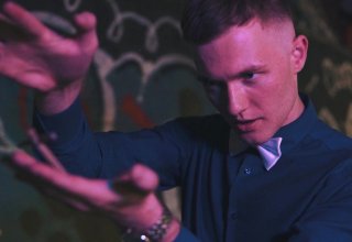 Iluzjonista Hubert Burzyński