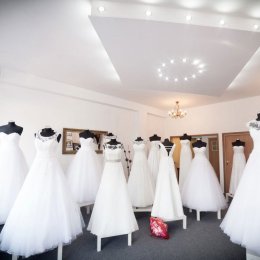 Suknie i Dodatki Ślubne - Suknie ślubne