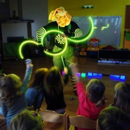 Światłogień- animacje, gry, zabawy weselne dla dzieci - Animatorzy dla dzieci
