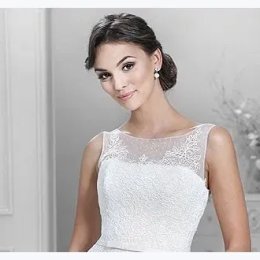 Mała Biała Salon Mody Ślubnej - Suknie ślubne