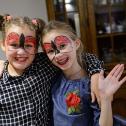 Wesołe animacje - Wesoła Piniata - Animatorzy dla dzieci