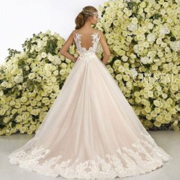 Julia Salon Sukien Ślubnych - Suknie ślubne