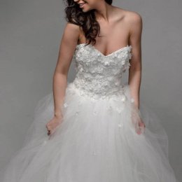 Iwona Kutnik - Suknie ślubne