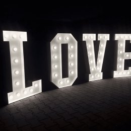 Fimaro atrakcje na Twoje wesele - Balony i bańki mydlane