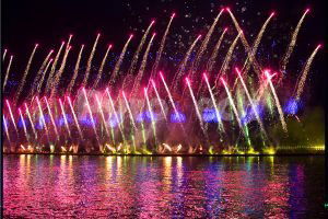 Pirotechnika pokazy na zamówienie - Ciężki dym