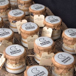 Najciekawsze słodkie upominki dla gości od Baking Concept - Słodki stół