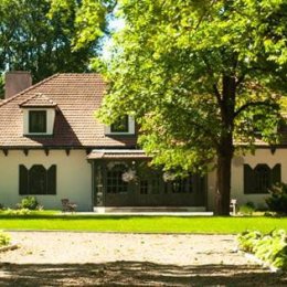 Dwór Wola Sękowa - Garnitury ślubne