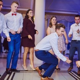 MUSIC DJ SHOW - WESELA - DEKORACJA ŚWIATŁEM - CIĘŻKI DYM - DJ na wesele