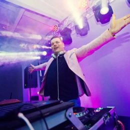 Dj / Wodzirej Radosław Kiceła - DJ na wesele