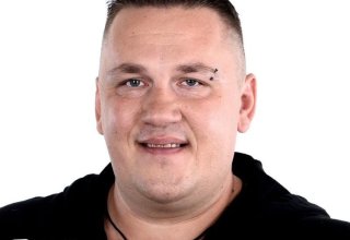 DJ + Wokalista Piotr Kwiatkowski