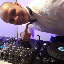 DJ Karoluss - eventy,wesela,bankiety - DJ na wesele