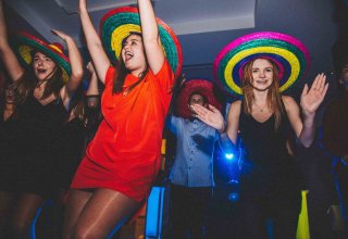 Dj/Prezenter Jakub Konińsk - Śpiew, układy taneczne