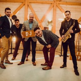 Rustykalni Artyści - Weselni Dj'e I Oprawcy - DJ na wesele