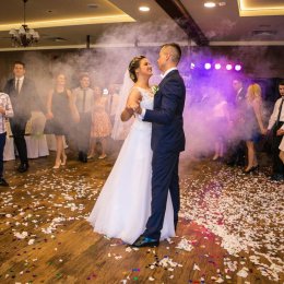 DJ & Wodzirej na Twoje wymarzone wesele NAPIS LOVE CIĘŻKI - DJ na wesele