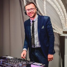 Na szczęście - Oprawa muzyczna imprez DJ & Vocal - Zespoły weselne