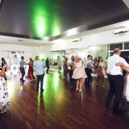 🥇 Muzycznewesele | Jakość i Doświadczenie 🥇 - DJ na wesele