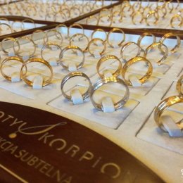 Złote obrączki ślubne, z Waszego złota - Firma Jubilerska RAJ - Obrączki ślubne