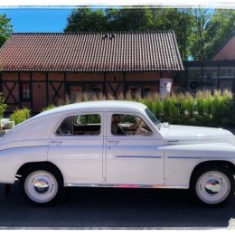 Warszawa M20 - Auto do ślubu