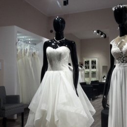 ANGELA Salon Mody Ślubnej - Suknie ślubne