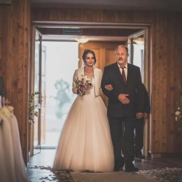 Anna Woźniczko-Jąkalska FOTOGRAFIA - Fotograf ślubny