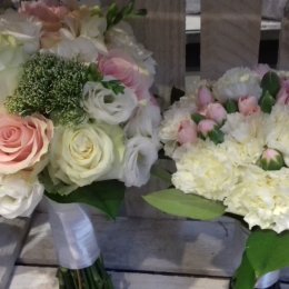 Bukiety ślubne i kompleksowa dekoracja florystyczna - Bukiety ślubne