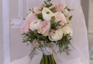 Bukiety  ślubne  Zaplątani w Kwieciu