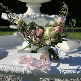 Kwiaciarnia „W DECHE” ——Ślub marzeń to Nasza Specjalność - Bukiety ślubne