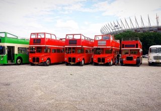 P.I.KONCEPT- Londyńskie autobusy