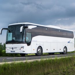 Lwnuk - vany, busy, autokary - Wynajem busów