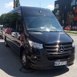 REQUEST autokary i busy - Wynajem busów