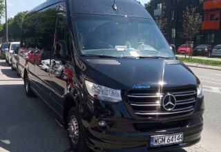 REQUEST  autokary i busy