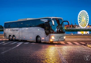 Follow me! Autokary i busy