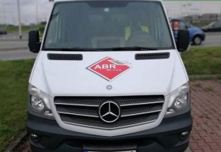 Sprinter 9-cio osobowy (8+1) - wynajem bez kierowcy