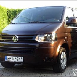 Wynajem Busów z Kierowcą samochody 5, 7, 9 osobowe - Wynajem busów