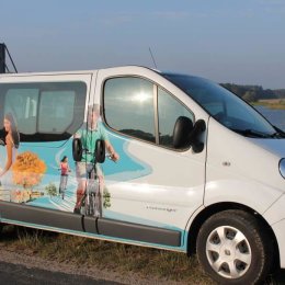 Wynajem busów na wesele - Renault Trafic 9 osobowe - Wynajem busów