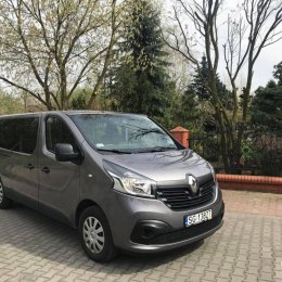 Przewóz Osób - Renault Trafic 2017 (8 osób) - Wynajem busów