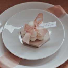 Świeczkowa Słodyczarnia winietka (prezent dla gości) świeczka sojowa - Zaproszenia ślubne