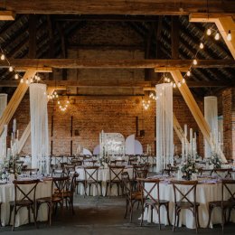 Moments & Co. Wedding Planners - Wedding planner