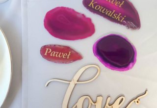 Your Wedding Time - winietki na minerałach, papeteria ślubna