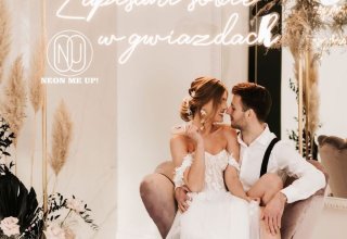 Neon Me Up wypożyczalnia dekoracji neon ledon napis świetlny