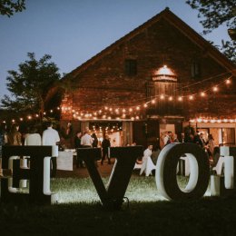 Girlandy świetlne - niezwykła dekoracja sali i wesela w plenerze! - Dekoracje świetlne