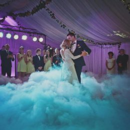 DEKORACJA ŚWIATŁEM | CIĘŻKI DYM | ŚWIATŁO Architektoniczne  - Dekoracje świetlne