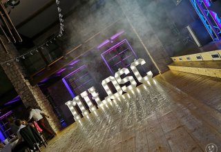 Napis Miłość Sektor WOW