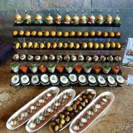 CATERING  Z EKSKLUZYWNYCH PRZEKĄSEK ZE ŚLIMAKA JADALNEGO FINGER FOOD - Catering