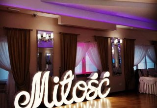NAPIS MIŁOŚĆ  LOVE  ŚWIECĄCY  ,FOTOBUDKA , CIĘŻKI DYM , ANIMACJE